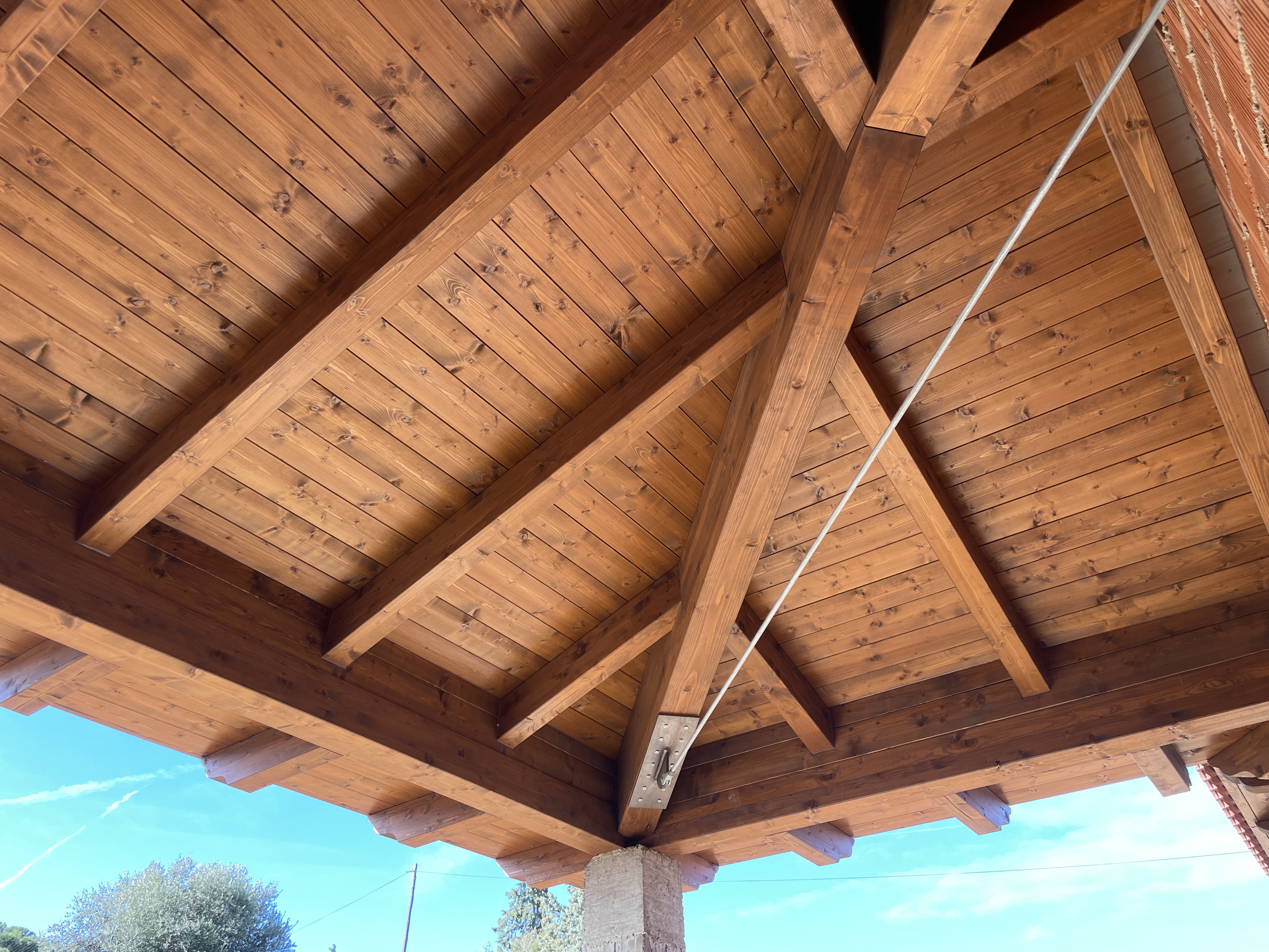 El porche a la piscina 6